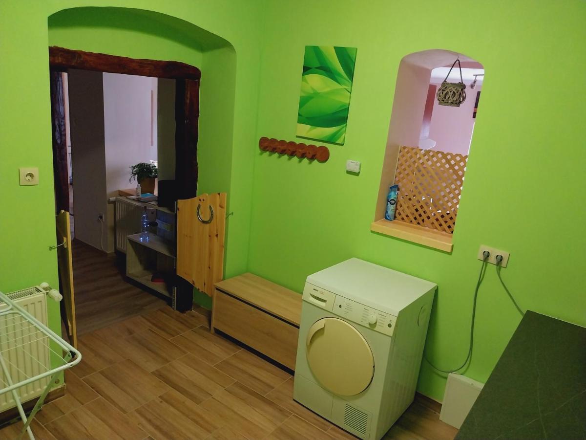 Lovas Vendeghaz Apartment Obanya Ngoại thất bức ảnh