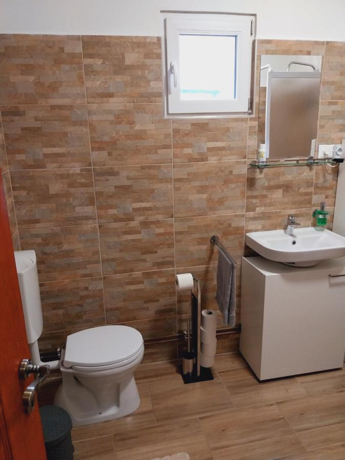 Lovas Vendeghaz Apartment Obanya Ngoại thất bức ảnh